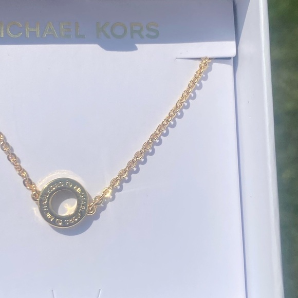MICHAEL KORS necklace​ - Picture 3 of 16